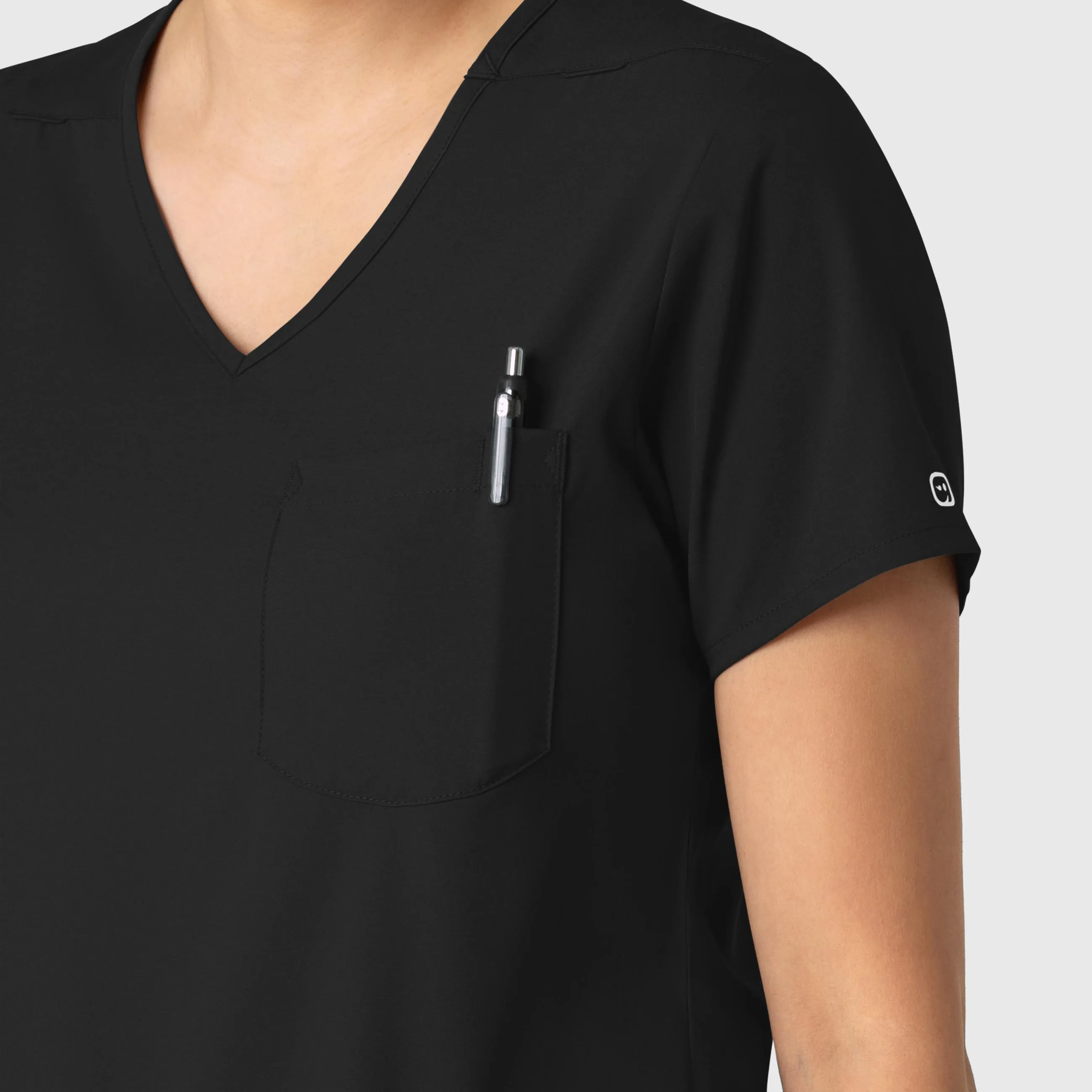 Boundless Women's Tuck-In Scrub Top - Black