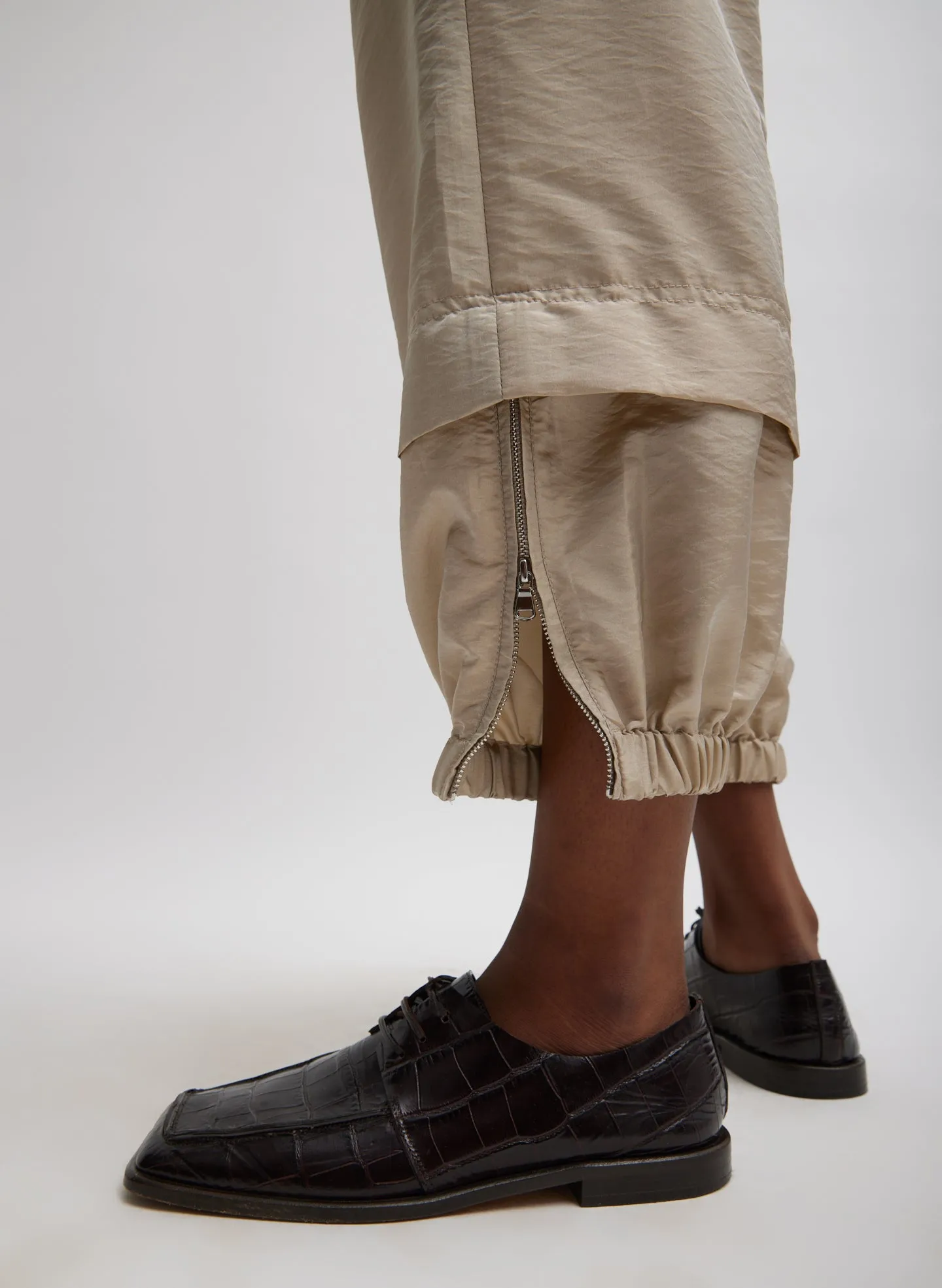 Crispy Nylon Wilt Pull On Jogger